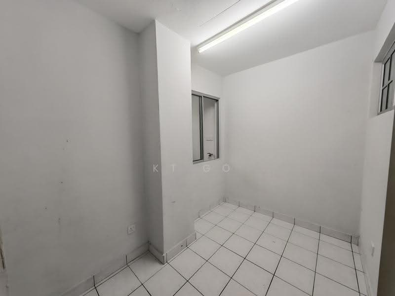 2-storey Terraced House for Sale in Bandar Bukit Puchong 2 (Puchong) - KT Go - Interior - PropertyGuru.com.my