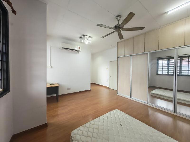 2-storey Terraced House for Sale in Bandar Bukit Puchong 2 (Puchong) - KT Go - Bedroom - PropertyGuru.com.my