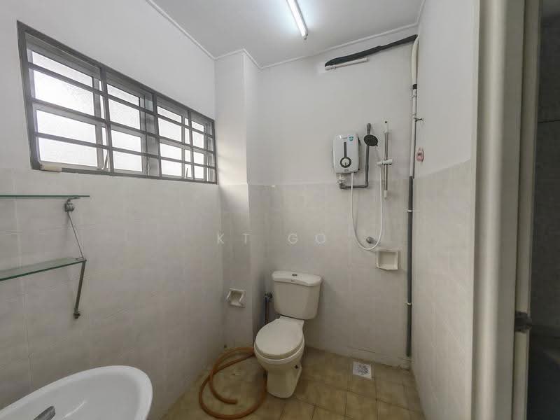 2-storey Terraced House for Sale in Bandar Bukit Puchong 2 (Puchong) - KT Go - Bathroom - PropertyGuru.com.my