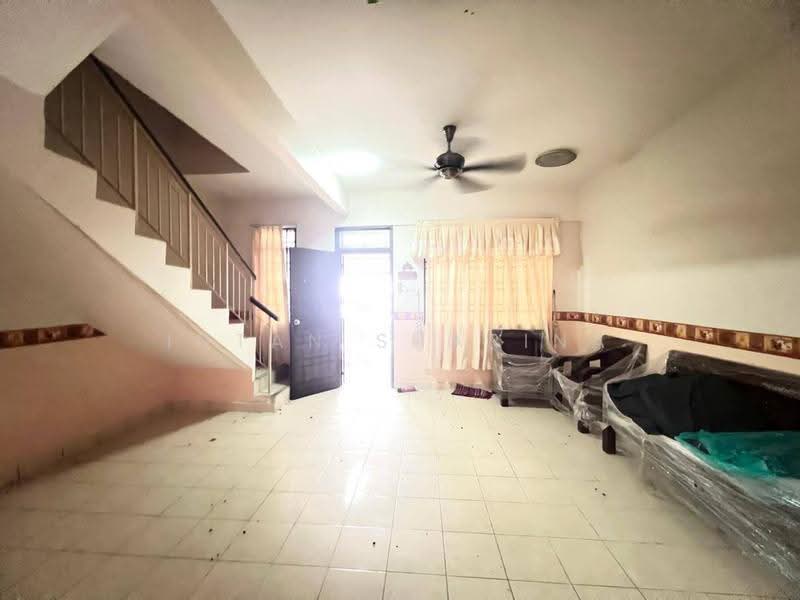 Rumah Teres 2-Tingkat untuk Dijual di Bandar Tasik Kesuma (Beranang) - Intan Sharina - PropertyGuru.com.my