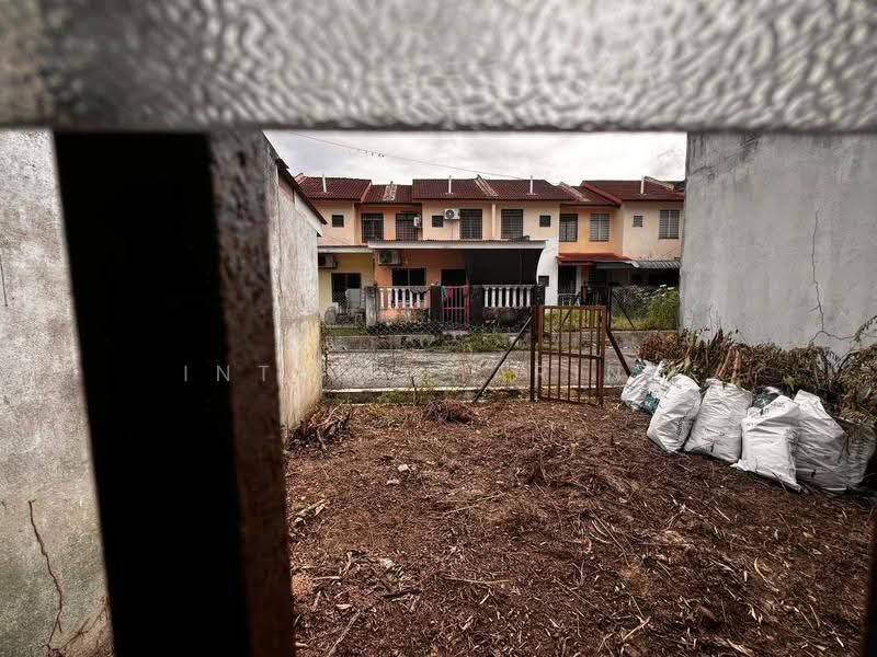 Rumah Teres 2-Tingkat untuk Dijual di Bandar Tasik Kesuma (Beranang) - Intan Sharina - PropertyGuru.com.my