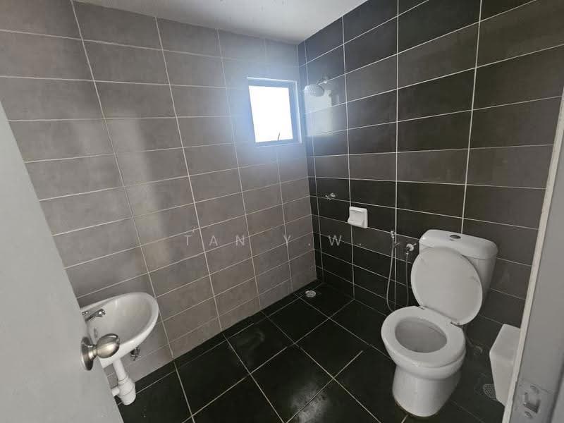 Kondominium untuk Dijual di 1 Harmonis - Tan Y.W. - Bathroom - PropertyGuru.com.my