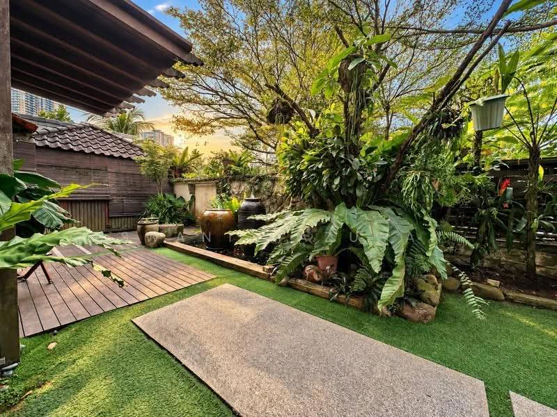 Rumah Kluster untuk Dijual di Batu 9 (Cheras) - Uswani Mazuwan - Garden - PropertyGuru.com.my