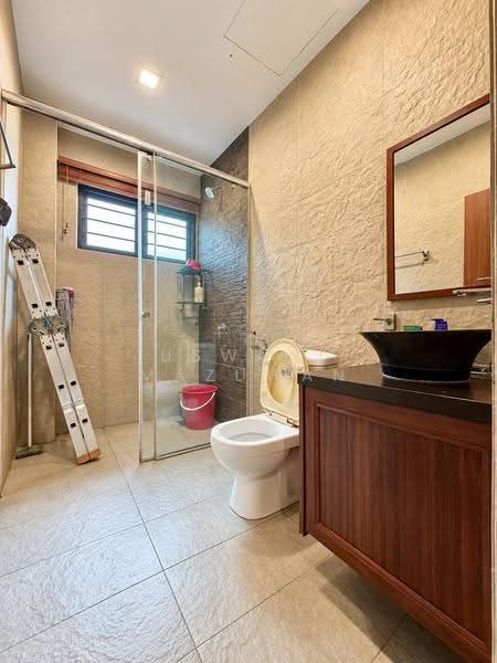 Rumah Kluster untuk Dijual di Batu 9 (Cheras) - Uswani Mazuwan - Bathroom - PropertyGuru.com.my