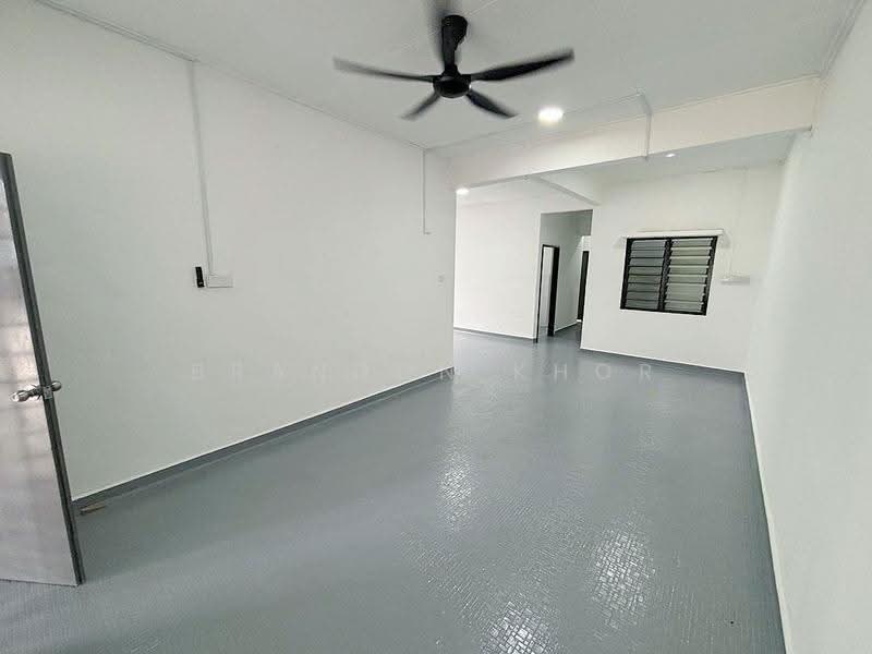 Semi-Detached House for Rent in Taman Pelangi (Johor Bahru) - Brandon Khor - PropertyGuru.com.my
