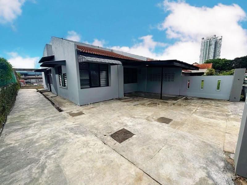 Semi-Detached House for Rent in Taman Pelangi (Johor Bahru) - Brandon Khor - PropertyGuru.com.my