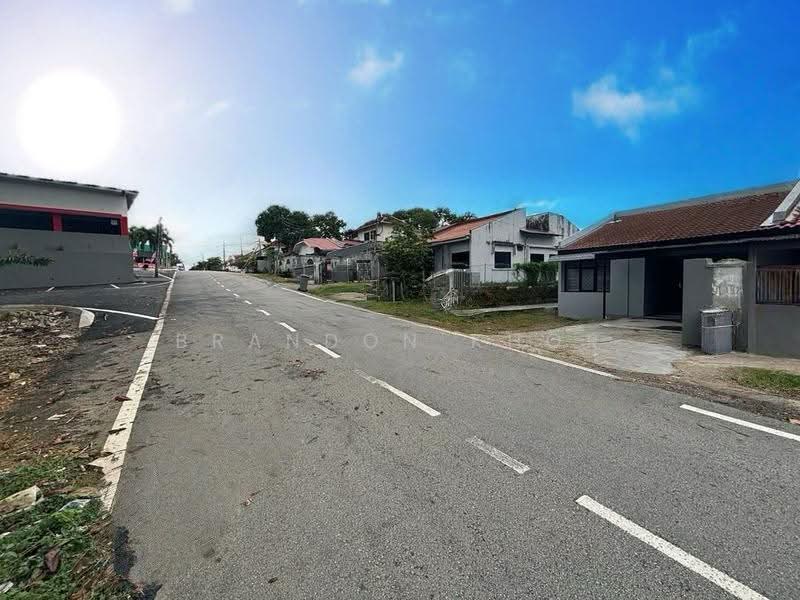 Semi-Detached House for Rent in Taman Pelangi (Johor Bahru) - Brandon Khor - PropertyGuru.com.my
