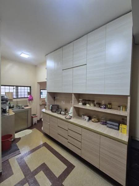 Rumah Teres 2-Tingkat untuk Dijual di Taman Anggerik (Tampoi) - Melinda Ee - Kitchen - PropertyGuru.com.my