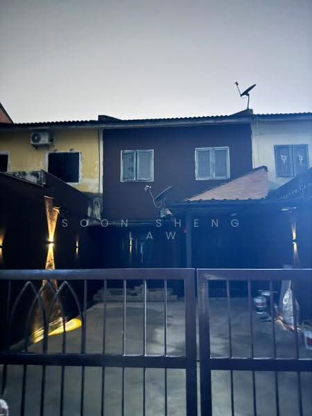 2-storey Terraced House for Rent in Taman Cheras Jaya (Cheras) - Soon Sheng Law - Exterior - PropertyGuru.com.my
