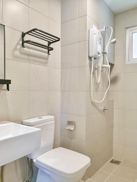 Kondominium untuk Disewa di Sofiya Residensi - Rex Tan - Bathroom - PropertyGuru.com.my