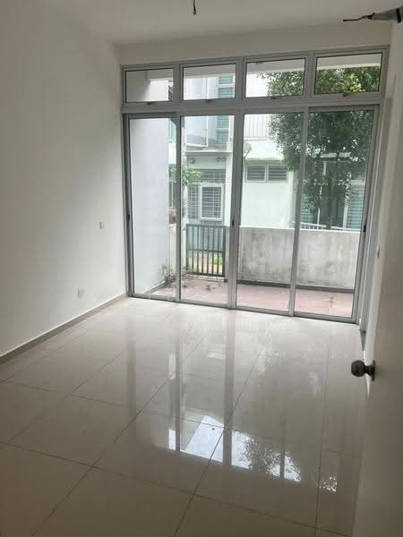 2-storey Terraced House for Sale in Taman Mount Austin (Tebrau) - Daniel Yong - Interior - PropertyGuru.com.my