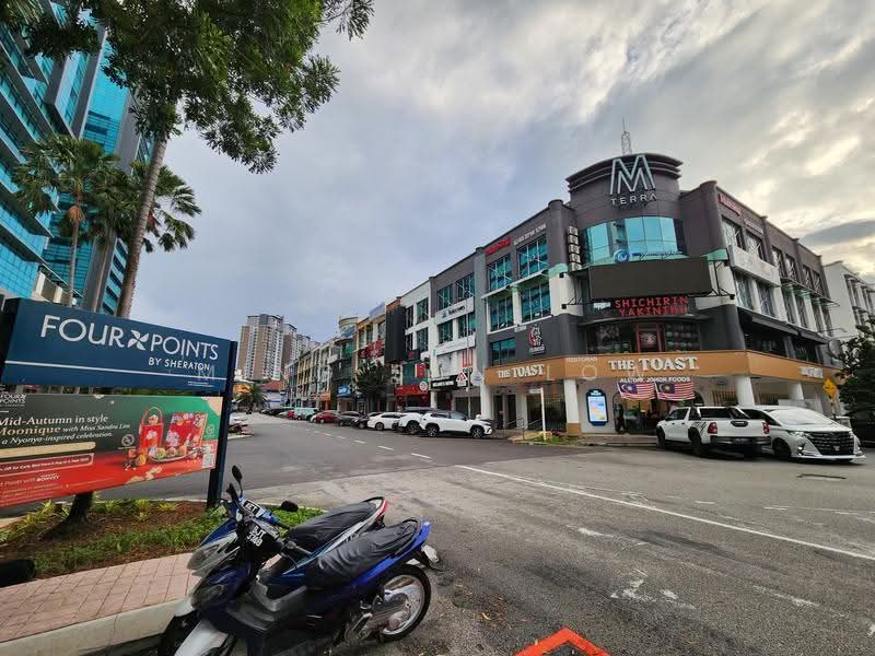 Shop for Rent in Bandar Puteri Puchong (Puchong) - Ming Sun Low - Exterior - PropertyGuru.com.my