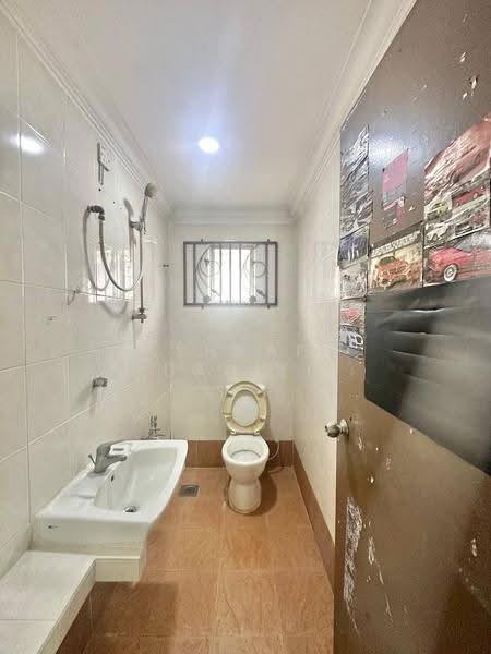 Terraced House for Sale in Usj 23 (Subang Jaya) - Ashraff Daniel - Bathroom - PropertyGuru.com.my