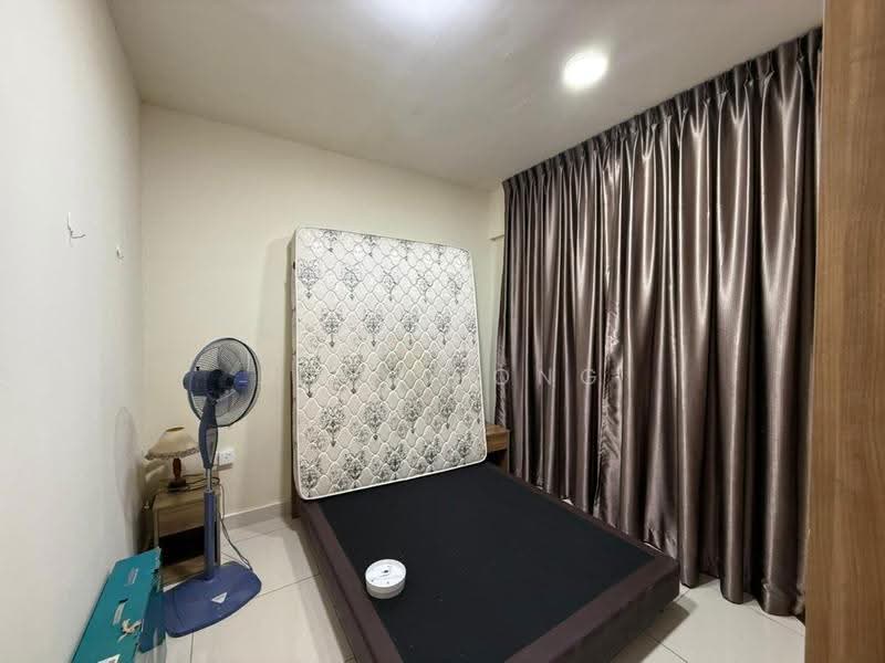 Service Residence for Sale at ARC @ Austin Hills - David Ong - Bedroom - PropertyGuru.com.my