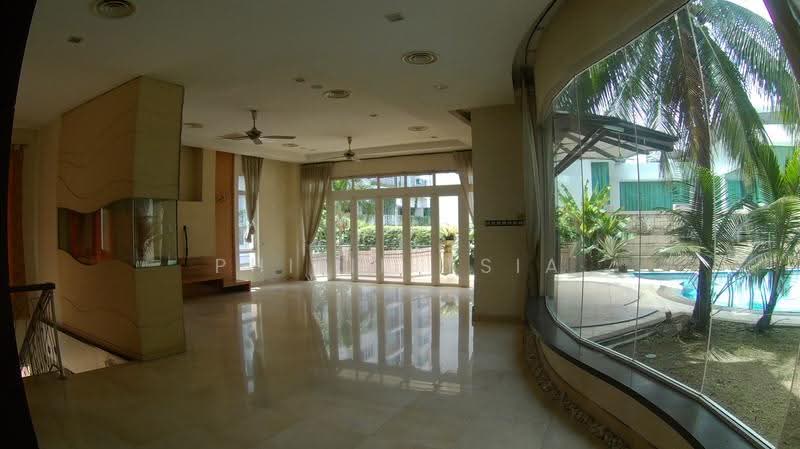 Bungalow House for Rent in Glenmarie (Selangor) - Philip Tsia - Living Room - PropertyGuru.com.my