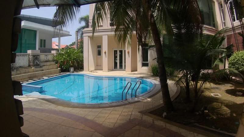 Bungalow House for Rent in Glenmarie (Selangor) - Philip Tsia - Exterior - PropertyGuru.com.my