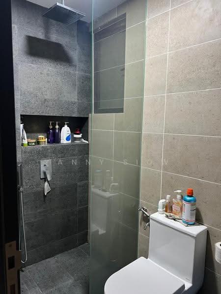 Kondominium untuk Dijual di The Valley Residences @ SkySierra - Yanny Siow - Bathroom - PropertyGuru.com.my