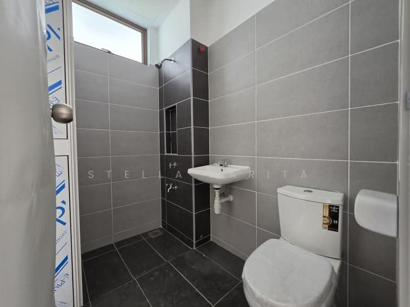 Terraced House for Rent in Skudai (Johor) - Stella Narita - Bathroom - PropertyGuru.com.my