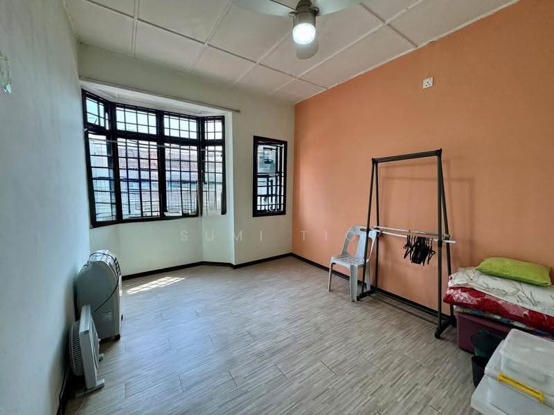 2-storey Terraced House for Sale in Taman Tan Sri Yaacob (Johor Bahru) - Sumi Tio - PropertyGuru.com.my
