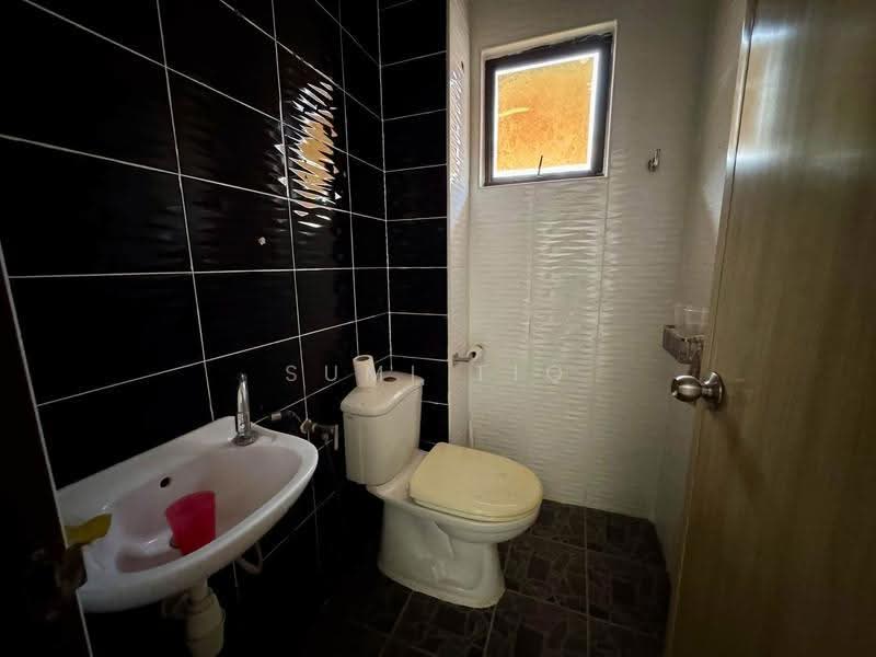 2-storey Terraced House for Sale in Taman Tan Sri Yaacob (Johor Bahru) - Sumi Tio - PropertyGuru.com.my