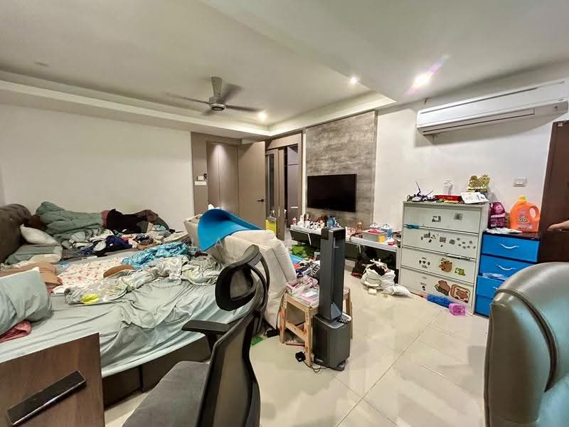 2-storey Terraced House for Rent in Bandar Selesa Jaya (Skudai) - Claire Lai - Bedroom - PropertyGuru.com.my
