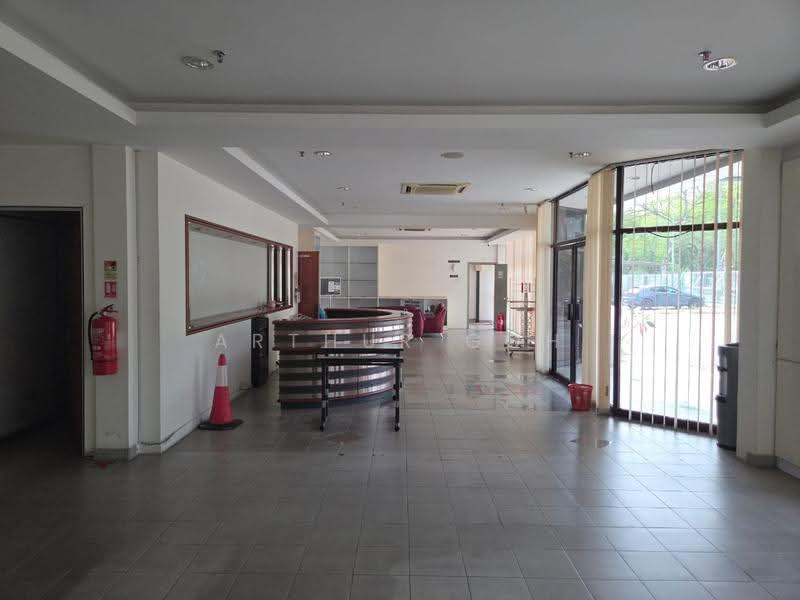 Kilang untuk Dijual di Glenmarie (Selangor) - Arthur Goh - Entrance - PropertyGuru.com.my
