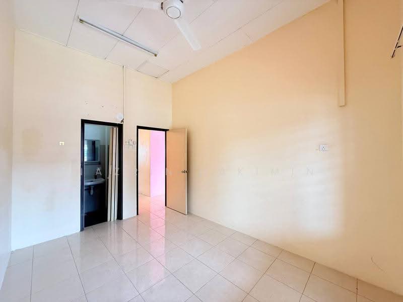 Terraced House for Sale in Klang (Selangor) - Nazrin Hakimin - Interior - PropertyGuru.com.my