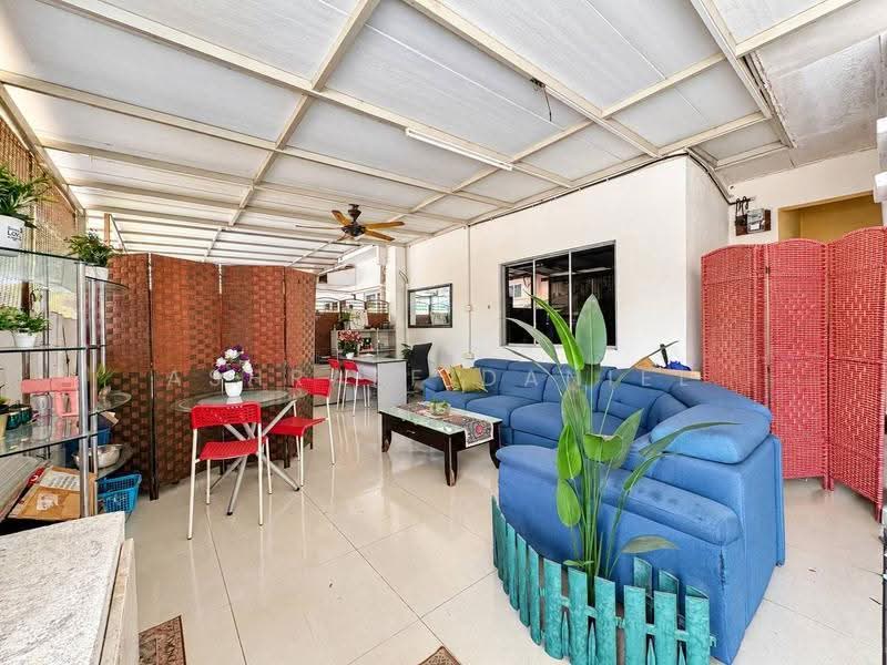 Rumah Kluster untuk Dijual di Taman Garing Utama (Rawang) - Ashraff Daniel - Living Room - PropertyGuru.com.my