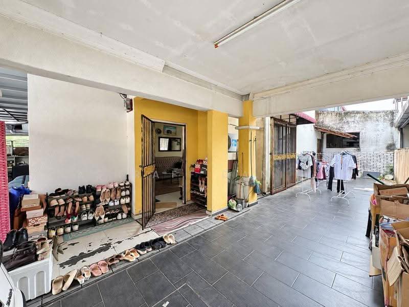 Rumah Kluster untuk Dijual di Taman Garing Utama (Rawang) - Ashraff Daniel - Entrance - PropertyGuru.com.my