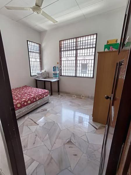 Semi-Detached House for Sale in Bandar Baru Air Itam (Farlim) (Ayer Itam) - Jeff Ooi - Bedroom - PropertyGuru.com.my