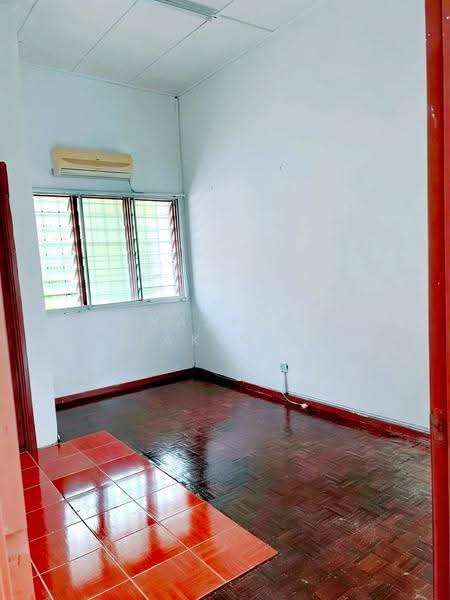 2.5-storey Terraced House for Sale in Bukit Antarabangsa (Ulu Kelang) - Nazrin Hakimin - Interior - PropertyGuru.com.my