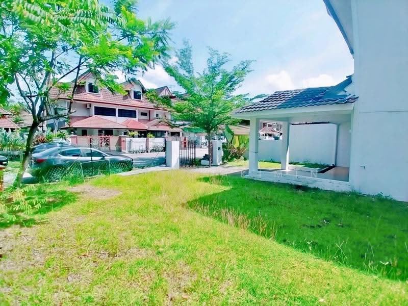 2.5-storey Terraced House for Sale in Bukit Antarabangsa (Ulu Kelang) - Nazrin Hakimin - Exterior - PropertyGuru.com.my