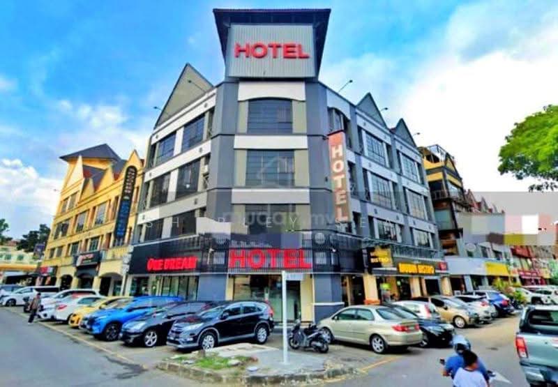 Shop for Rent in Bandar Baru Sri Petaling (Sri Petaling) - Shirley Sea - Exterior - PropertyGuru.com.my