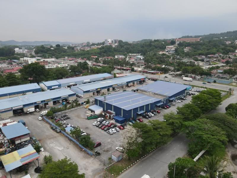 Kedai / Pejabat untuk Dijual di Rawang (Selangor) - Lee Wei Leong - Exterior - PropertyGuru.com.my