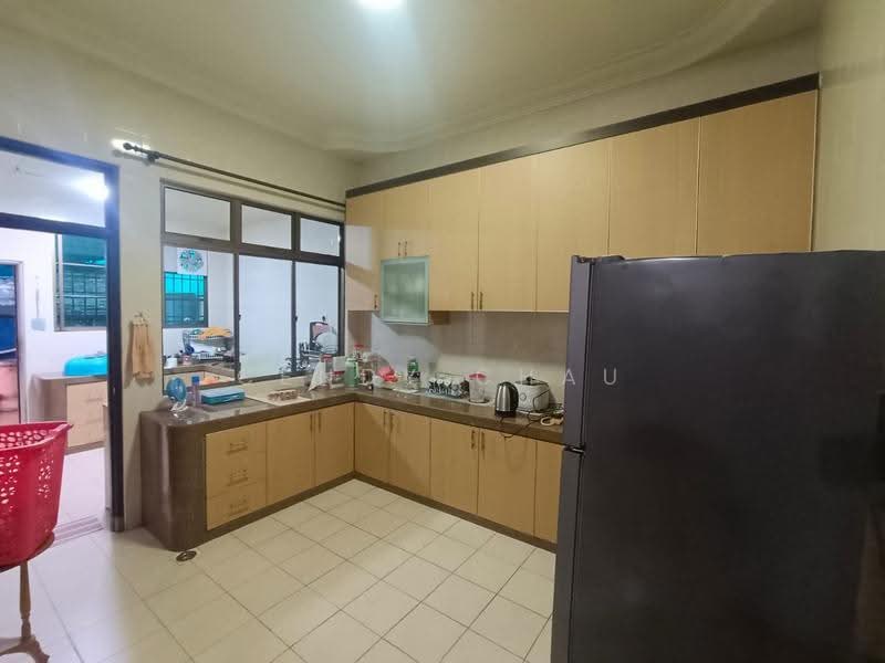 Semi-Detached House for Sale in Ulu Tiram (Johor) - Cendy Chau - Kitchen - PropertyGuru.com.my