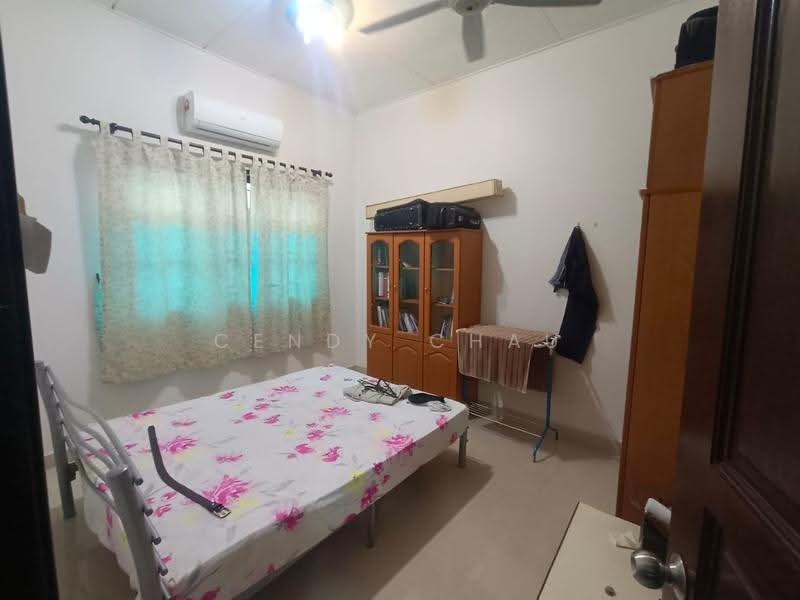 Semi-Detached House for Sale in Ulu Tiram (Johor) - Cendy Chau - Bedroom - PropertyGuru.com.my