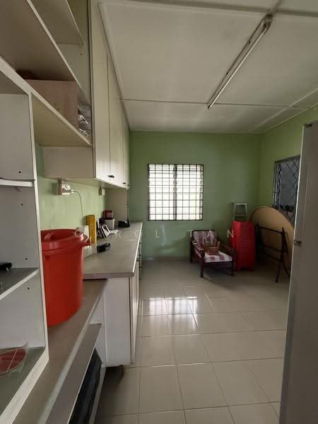 Semi-Detached House for Rent in Taman Kulai (Kulai) - Carol Tan - Kitchen - PropertyGuru.com.my