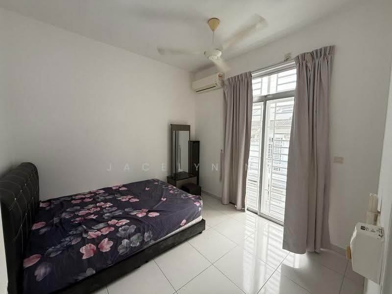 Rumah Teres 2-Tingkat untuk Dijual di Setia Eco Village (Gelang Patah) - Jacelyn Ng - Bedroom - PropertyGuru.com.my