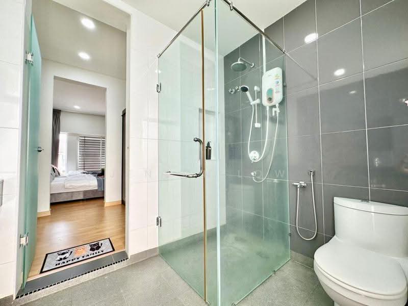 3-storey Terraced House for Sale in Klebang (Melaka) - Jenson Low - Bathroom - PropertyGuru.com.my