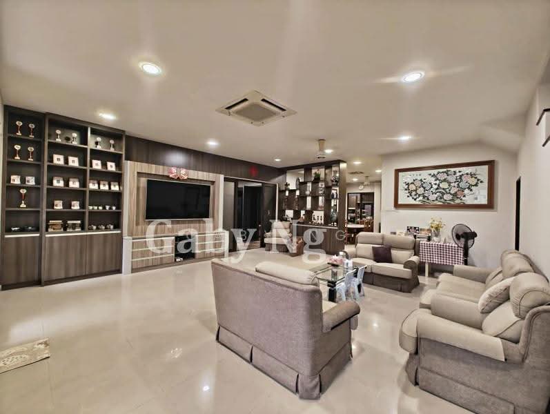 Rumah Berkembar untuk Dijual di Bukit Sungai Long (Bandar Sungai Long) - Gaby Ng - Living Room - PropertyGuru.com.my