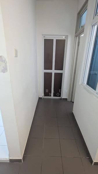 Service Residence for Rent at THE SENAI GARDEN (PANGSAPURI IMPIAN SENAI) - Shirley Pang - Corridor - PropertyGuru.com.my