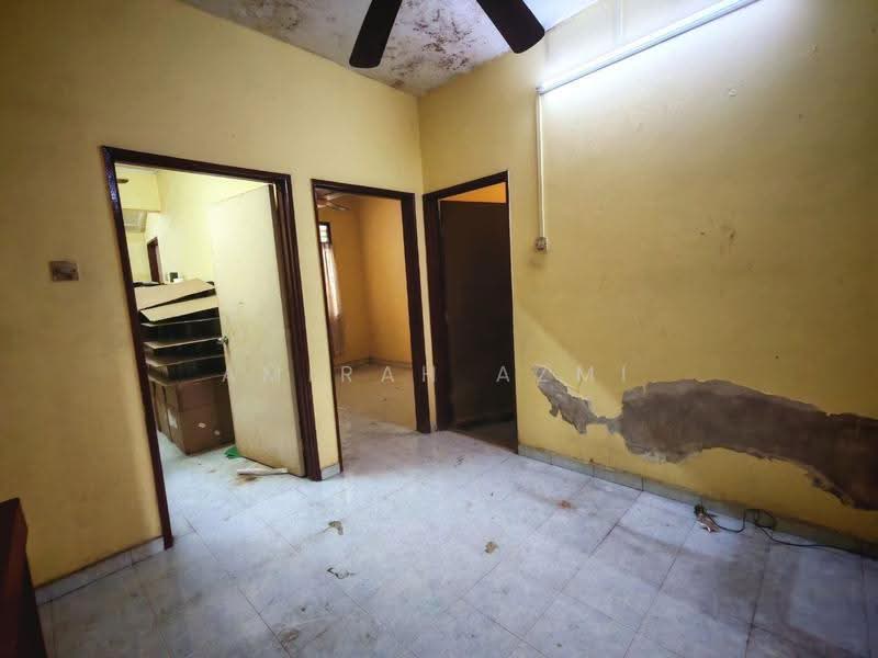 2-storey Terraced House for Sale in Taman TTDI Jaya (Shah Alam) - Amirah Azmi - PropertyGuru.com.my