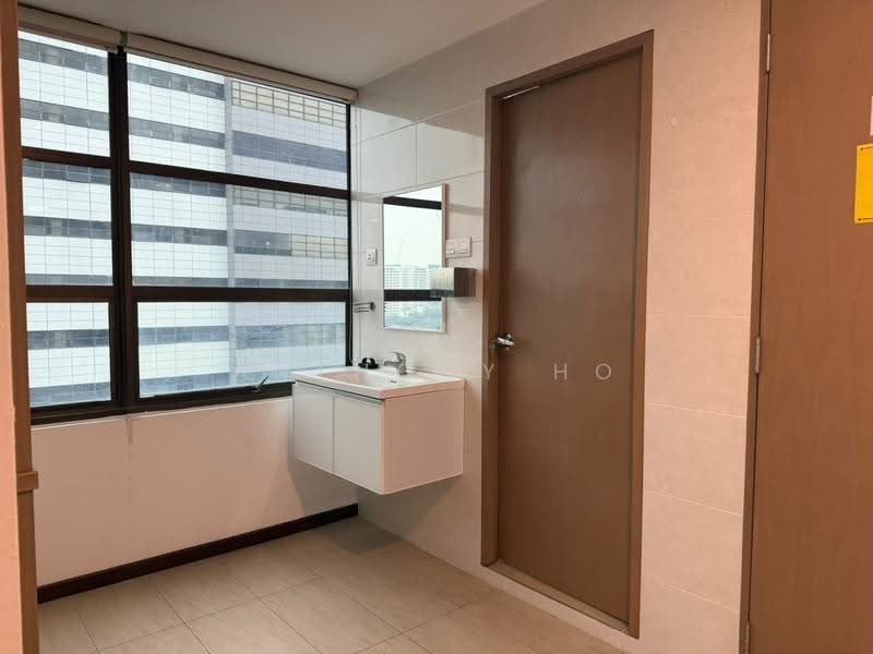 Pejabat untuk Disewa di Taman Desa (Kuala Lumpur) - Anthony Ho - Bathroom - PropertyGuru.com.my