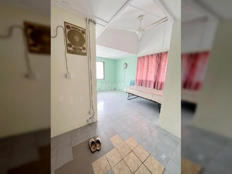 2-storey Terraced House for Sale in SS8 (Petaling Jaya) - Reena Sarif - Bedroom - PropertyGuru.com.my