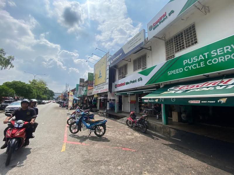Shop / Office for Sale in Bandar Baru Sungai Buloh (Sungai Buloh) - Lee Wei Leong - Exterior - PropertyGuru.com.my