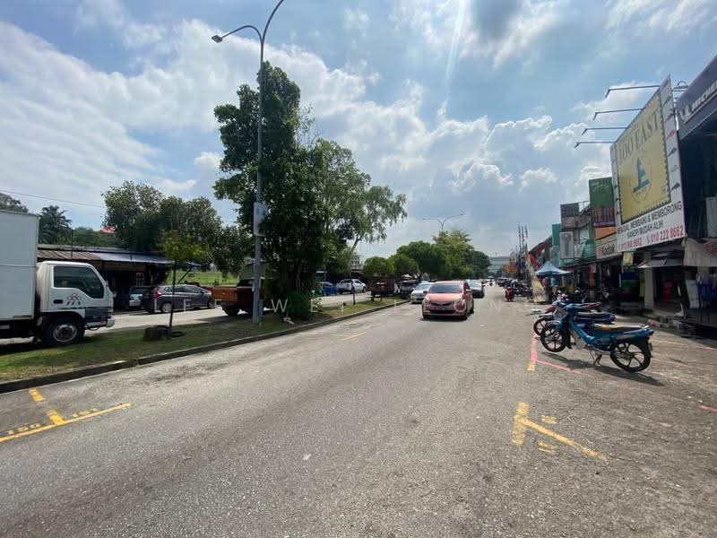 Shop / Office for Sale in Bandar Baru Sungai Buloh (Sungai Buloh) - Lee Wei Leong - Exterior - PropertyGuru.com.my
