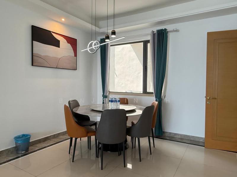 Service Residence for Rent at R&F Princess Cove Phase 1 - Benjamin Oh - Dining Room - PropertyGuru.com.my