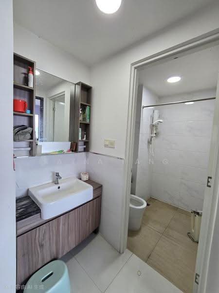 Service Residence for Sale at Country Garden Central Park - Rayna Pang - Bathroom - PropertyGuru.com.my