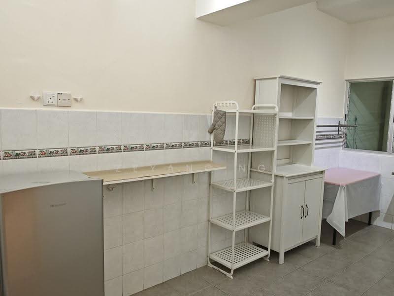 Condominium for Rent at Kelana Mahkota - Zeyang Ng - Kitchen - PropertyGuru.com.my