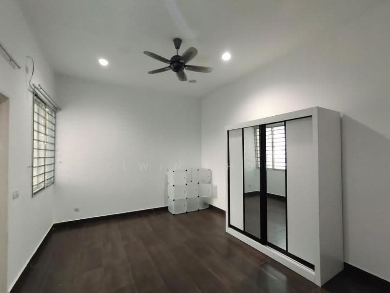 2-storey Terraced House for Sale in Setia Damai (Setia Alam) - Elwin Chok - Bedroom - PropertyGuru.com.my